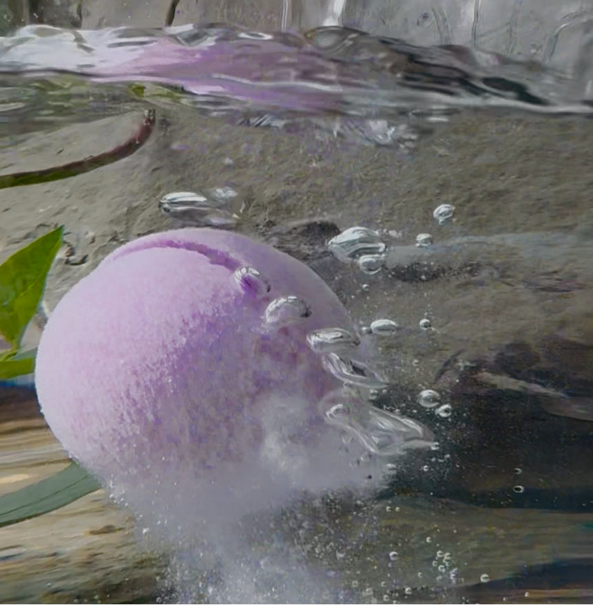 Blackberry Sage Bath Bomb